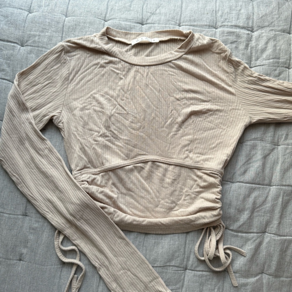 Long sleeve with tie sides